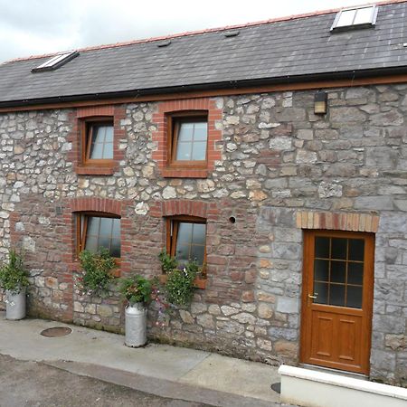 Stag Coach House Hotel Carmel Exterior photo